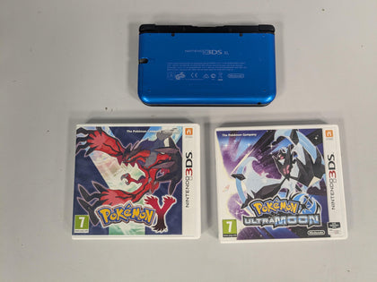 Nintendo 3DS XL Pokemon Y & Ultra Moon Package