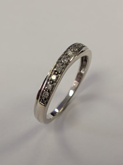 9ct White Gold Diamond Ring Size O