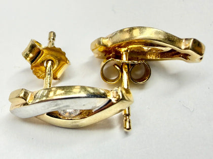 9ct yellow and white gold stud earrings