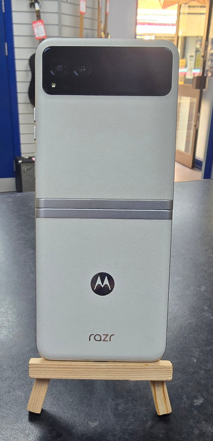 Motorola Razr 40 - 256gb ..