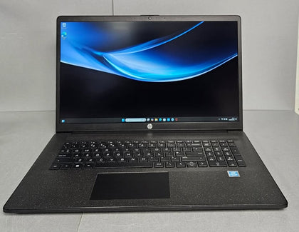 HP Laptop 17-cn0104na Intel® Pentium® Silver N5030 / Hard drive 128 GB / Memory 4 GB DDR4 / UHD GR
