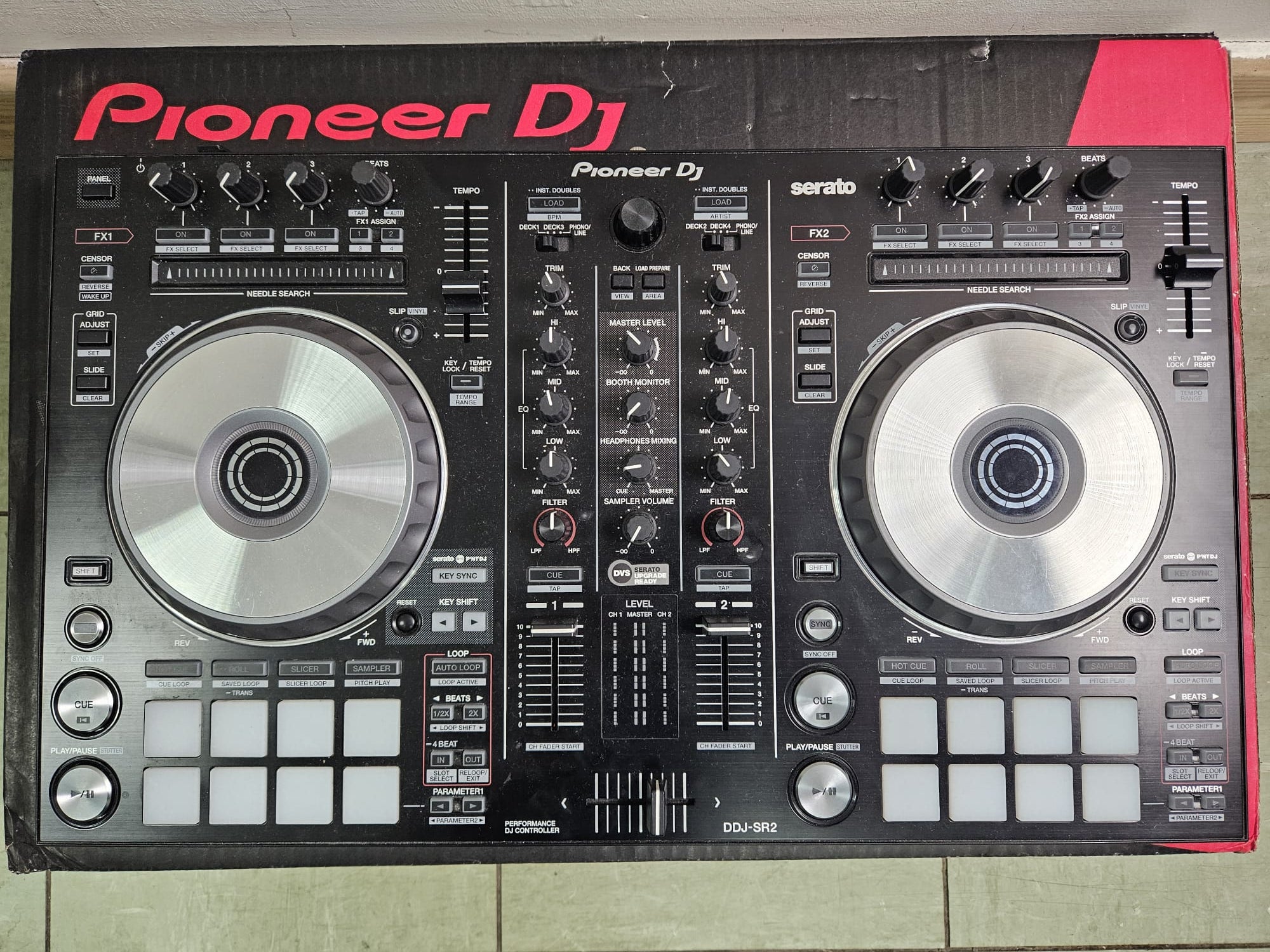 ロネルPioneer DDJ-SR2 Pioneer DJ DDJ-SR2 Serato DJ Controller | Cash Generator