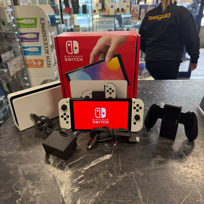 Nintendo Switch OLED Console - White 64GB (BOXED)