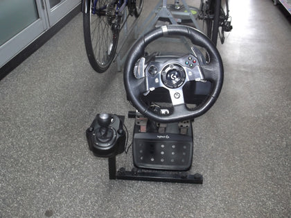 LogiTech G920 Wheel and Pedals