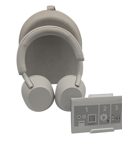 Sony XM5 Headphones & Case Unboxed