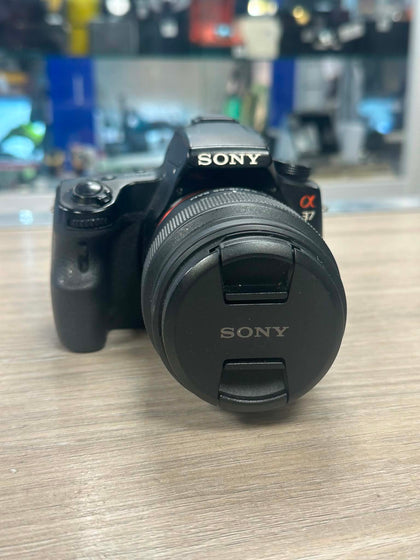 Sony A37 SLR