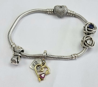 Pandora bracelet 18cm With 4 Charms