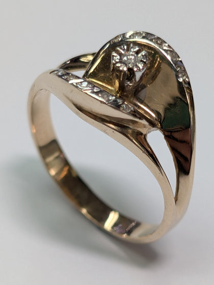 14ct Gold Diamond  Taco Ring