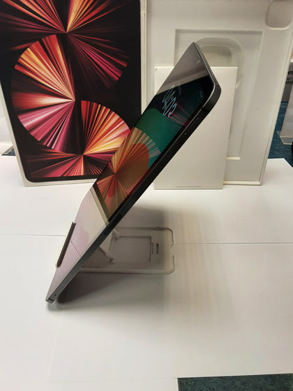 Apple iPad 13inch Pro + Cellular glass