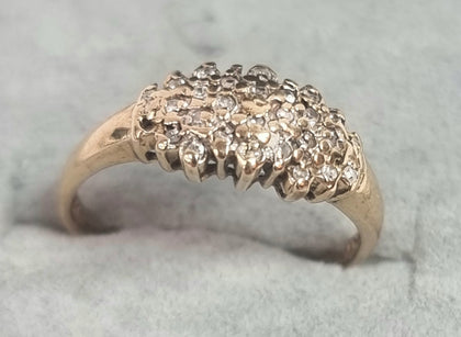 9ct Gold Diamond Ring Size 