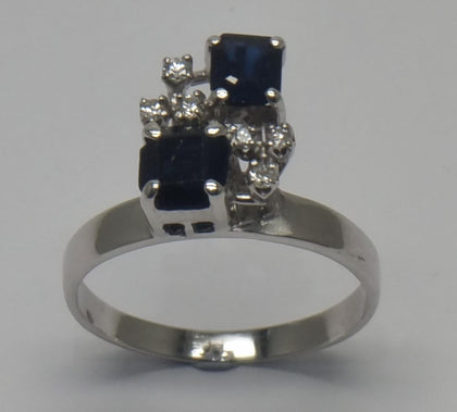 18ct White Gold Sapphire & Diamond Assymetric Cluster Ring - Size O (RRP £1250)