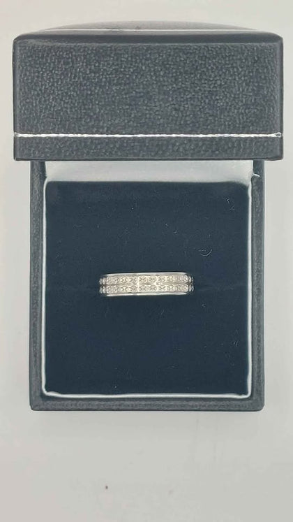 375 HALLMARKED 9CT, WHITE GOLD, BAND WITH STONES, SIZE K, 3G, BOXED