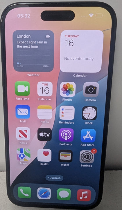 Apple iPhone 16 -black -128gb 100% battery health cycle count 52