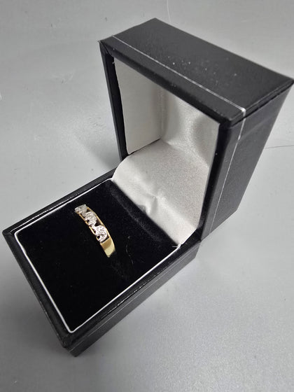 9ct Gold Ring 375 2.4G Size T