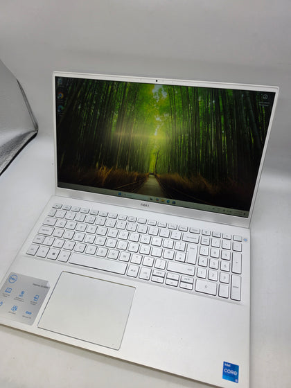 Dell Inspiron 15 5000 Laptop (24 month warranty)