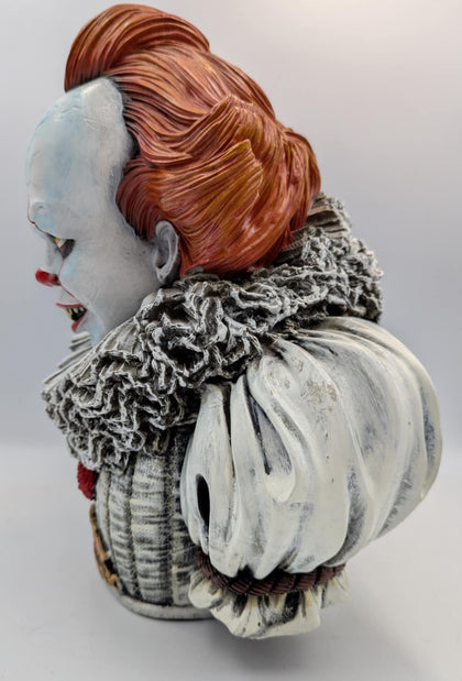 NEMESIS IT CHAMPTER 2 Penny Wise Figurine