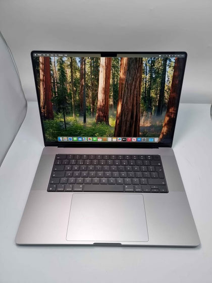 MacBook Pro 2021 (A2485) Netbook - M1 Pro - 16GB RAM - 512GB SSD - 16