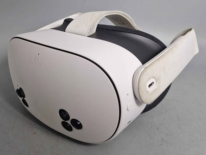 Meta Quest 3 VR Headset (With Controllers) - 128GB,
