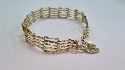 9ct gold gate bracelet 7