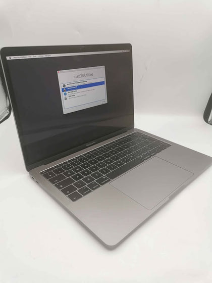 MacBook Pro 14,1, i5-7360U, 8GB Ram, 128GB SSD, 13