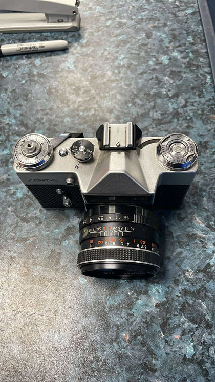 nikon f90x with mb-1