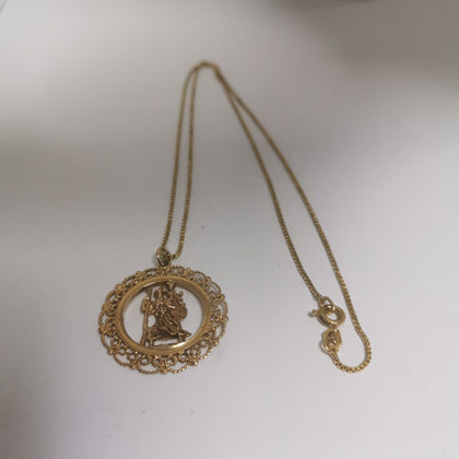18K Gold Necklace, 750 Hallmarked, 4.4Grams with Unique 9K ST Christopher Pendant 3.5Grams, Approx. 20