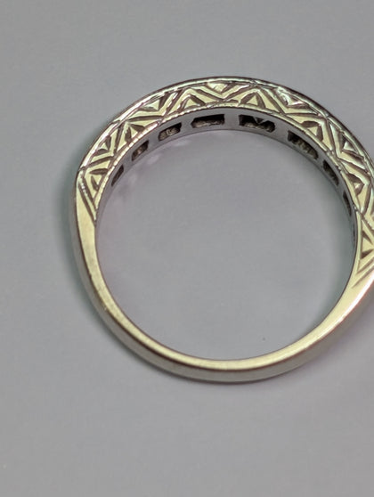 18CT WHITE GOLD ETERNITY DIAMOND RING PRESTON STORE