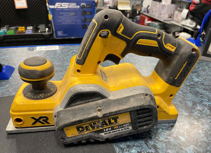 DEWALT DCP580