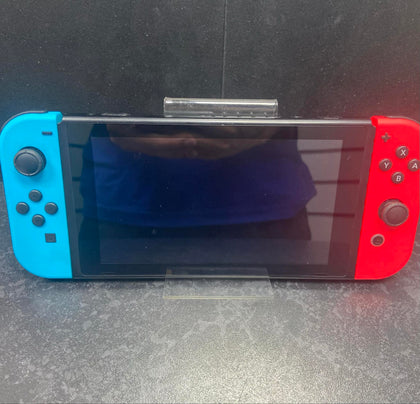 Nintendo Switch (Neon Red/Blue)