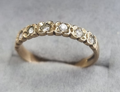 9ct Gold Ring  Size 