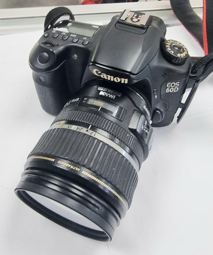 Canon EOS 60D EF-S 17-85 IS USM  Digital SLR