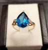 9ct Yellow Gold Large Blue Stone Ring - Size o