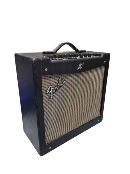 Fender Mustang I V.2 Guitar Combo Modelling Amp with Digital Effects