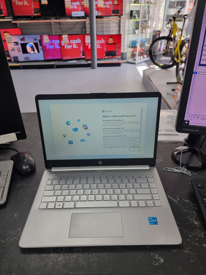 HP 14s-DQ2510/i3-1115G4/4GB Ram/256GB SSD/14