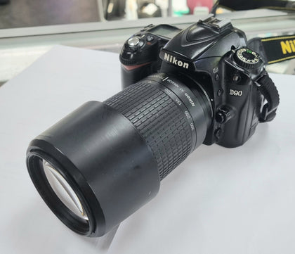 Nikon D90 12.3MP 3''SCREEN Digital SLR Camera -70-300mm G