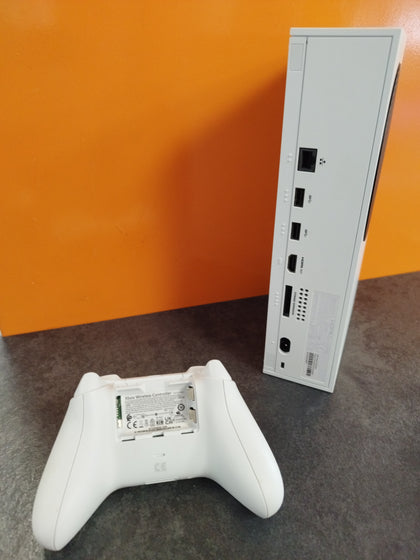 Xbox Series S 512GB Console (controller missing battery cover)