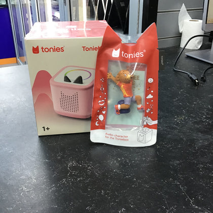 Tonies Toniebox 2 with Joe Wicks