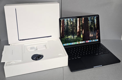 Apple MacBook Air (13inch, M4) - 16GB 256GB - Midnight **Model A3240 2025**