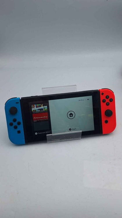 Nintendo switch, 32gb, red and blue joycons, with accessories, unboxed