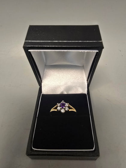 9ct Gold Ring with Purple Stone 375 1.6G Size R
