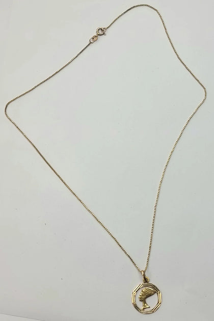 18ct Gold Chain + Queen Nefertini Pendant