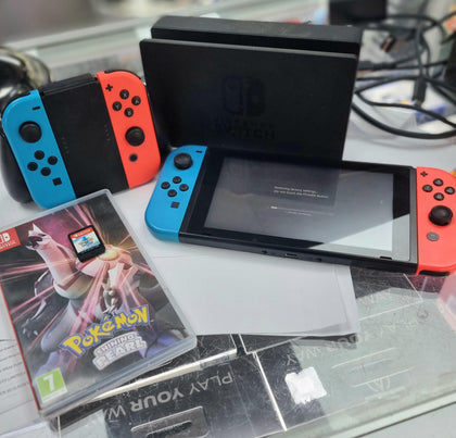 Nintendo Switch (Neon Red/Blue)  **BUNDLE**