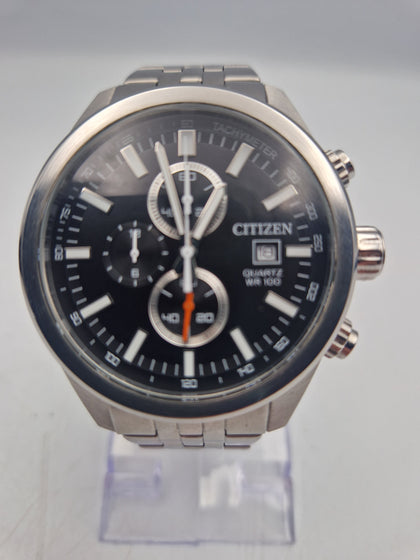 Citizen Black Men's Chronograph Watch with steel bracelet, spare links and original box