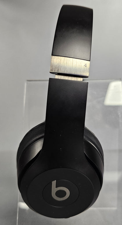 Beats Solo 4 - On-Ear Wireless Headphones - Matt Black