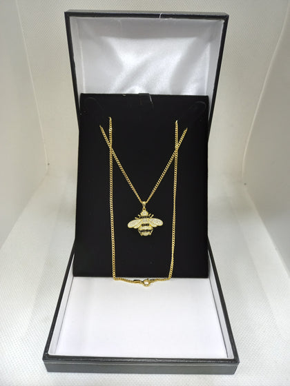 Gold Plated (375) Silver (925) Chain and Pendant - 9.52g Weight, 18