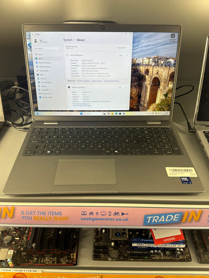 Dell Latitude 5550 - Ultra 5 - 8GB Ram - 256GB - Windows 11 Pro