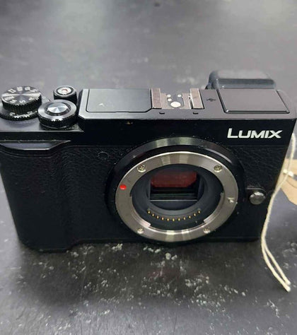 Lumix Gx9 body only with front cap ,megapixel NOT BOXED