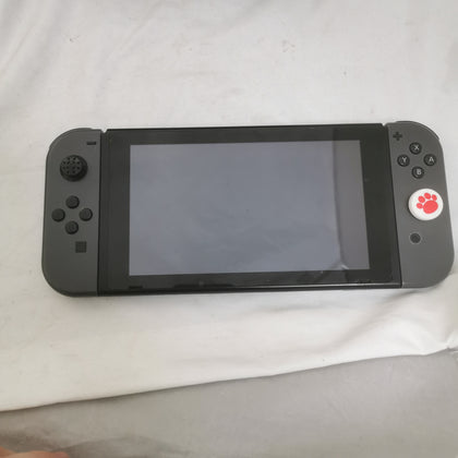 Switch Console, 32GB HAC-001-01 + Grey Joy-Con, Discounted***** LOOSE JOYCON AND RUBBER MISSING   SCRATCHES ON BACK