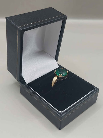 9K (375 Hallmarked & Tested), Gold Ring With Green Stone, Weight: 2.71G, Size: M