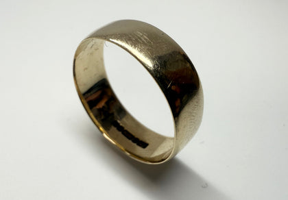 9CT GOLD BAND RING SIZE R